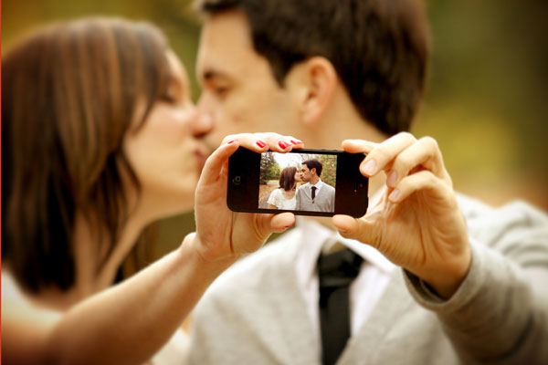weird body facts - kissing