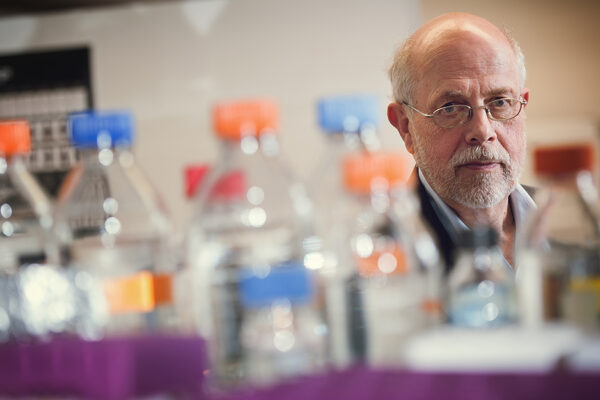 Image Of Magnus Hook Standing In A Laboratory