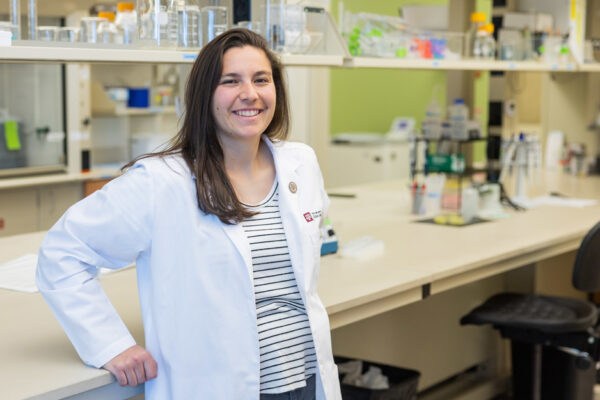 Jaclyn Iannucci Stands In A Laboratory