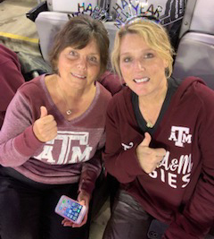 Jenny Hanlon (right) and her mother, Penny Churchill (left)